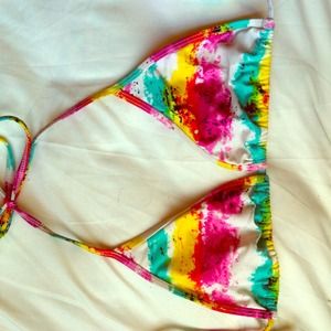 ❤SALE❤ tie dye bikini. Triangle top swimsuit