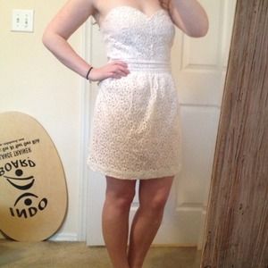 White/Pink Dress Size 8