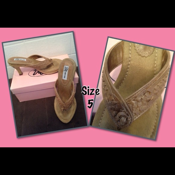 SM New York Low Heel Sandal