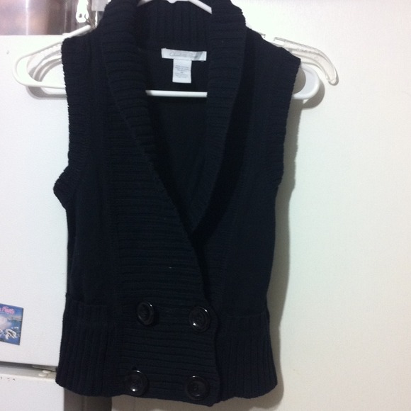 Cute cute cute!! goes with anything