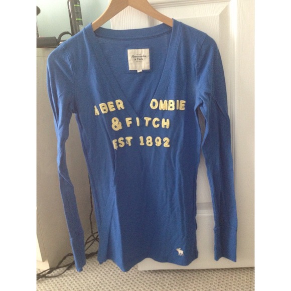 Abercrombie & Fitch Tops - Abercrombie and Fitch Top