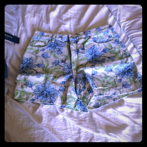 Floral shorts size 16 washed, never worn.