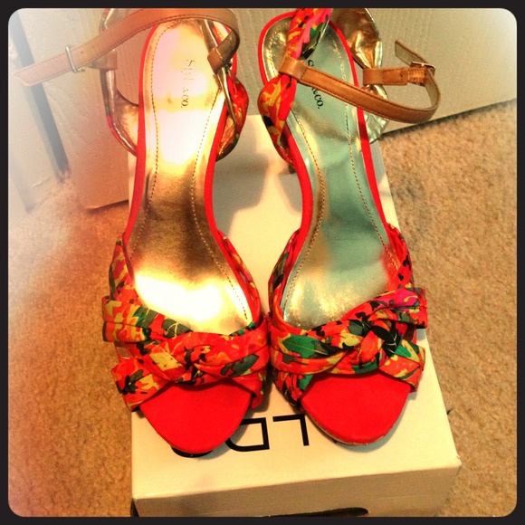 Floral Cork heels size 9