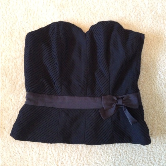 ** SOLD**H&M strapless top