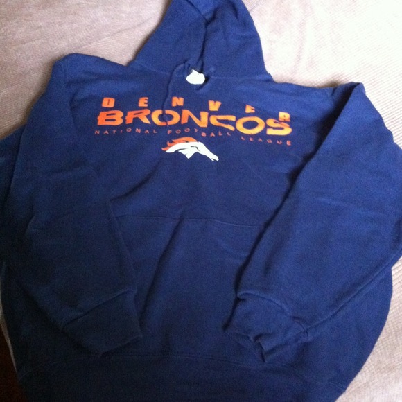 Broncos pull over sweatshirt