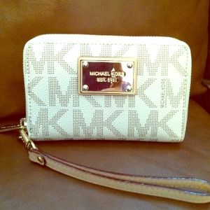 🚫SOLD🚫Michael Kors Wallet