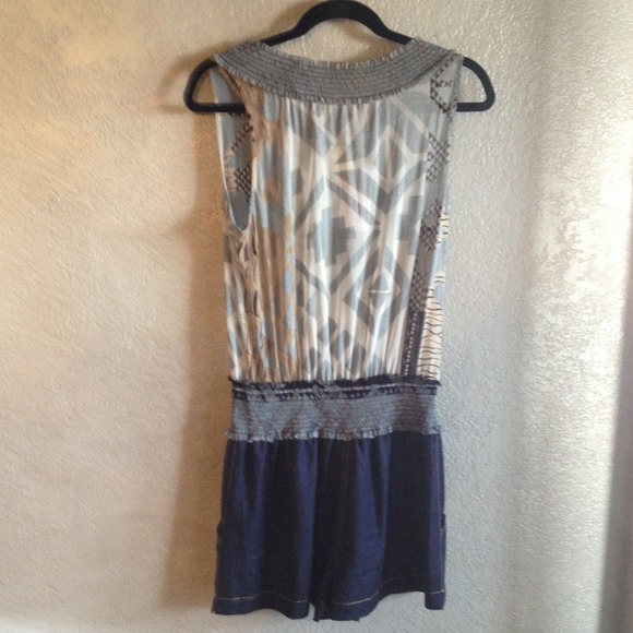 Romper - Picture 2 of 3