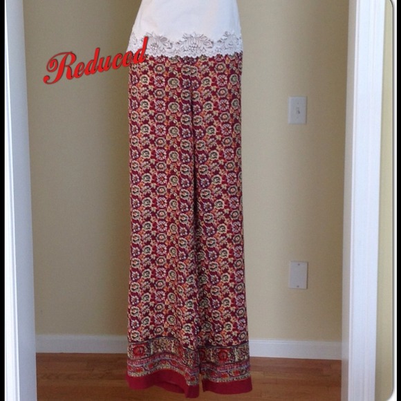 🌀Sold in bundle🌀 wide-leg statement pants!