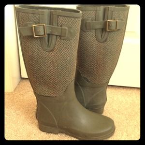 Banana Republic rain boots