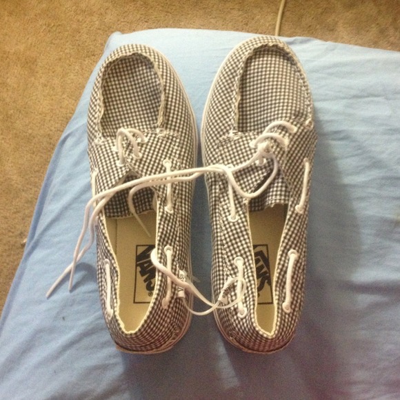 Black and white vans