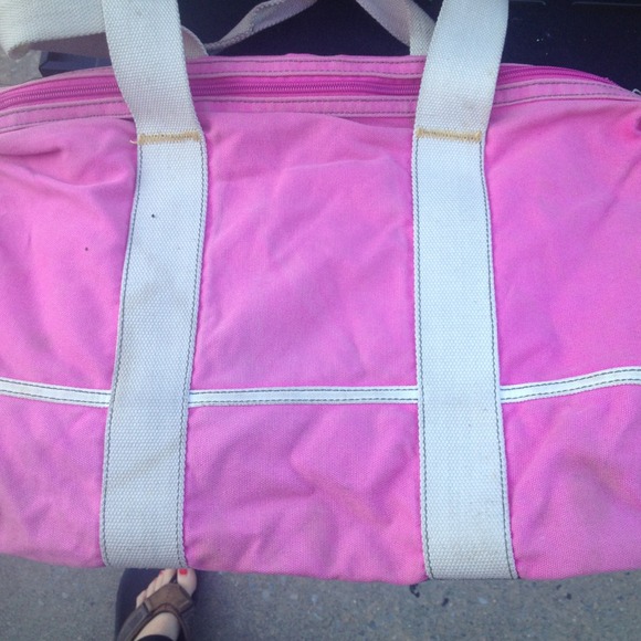 Bag. - Picture 2 of 3