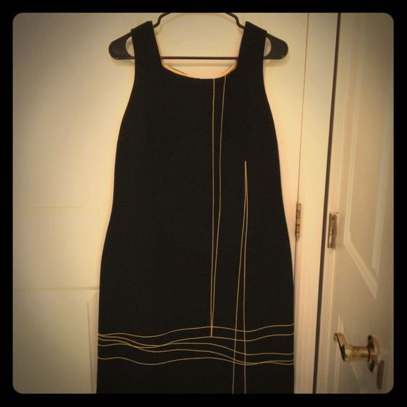 🎉❤Reduced❤🎉 Classic YL black dress