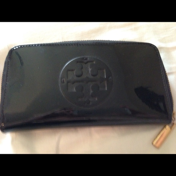 Authentic Tory Burch Wallet