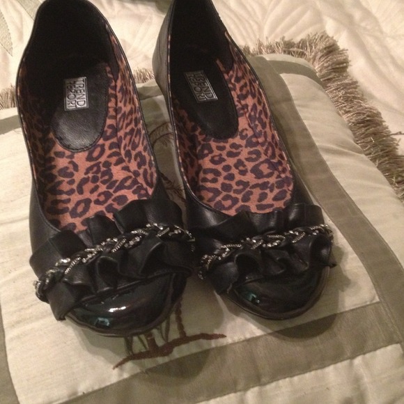 🌺SOLD❤Flats🌺 - Picture 3 of 3