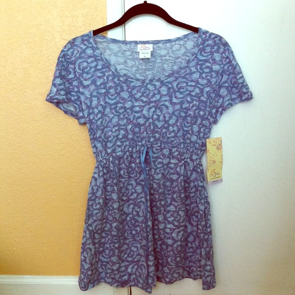 ➡SALE⬅Brand New Motherhood Maternity Top
