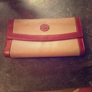 Dooney and Bourke wallet
