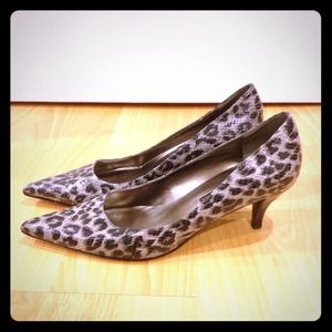 Bandolino leopard heels