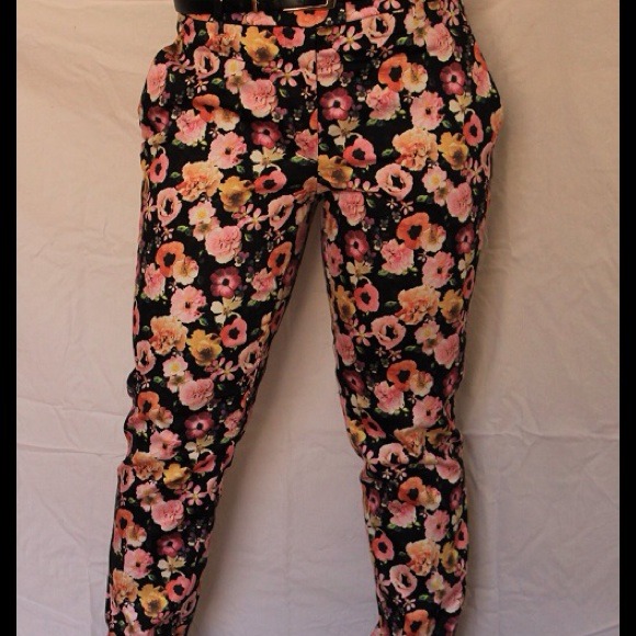 Flower pants - Picture 2 of 2