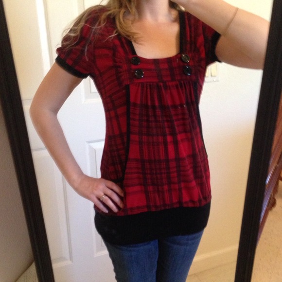 Forever 21 Black and Red Plaid Top