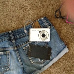 iPod touch 4th gen cracked screen