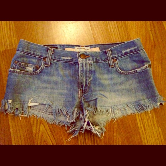JUST REDUCED! Cut off jean shorts