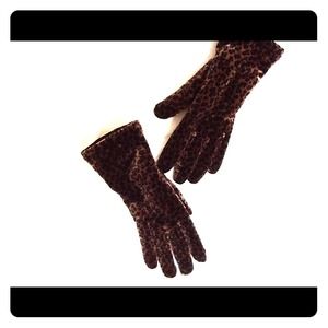 🎀🎀SOLD🎀🎀 CEJON THINSULATE LEOPARD PRINT GLOVES