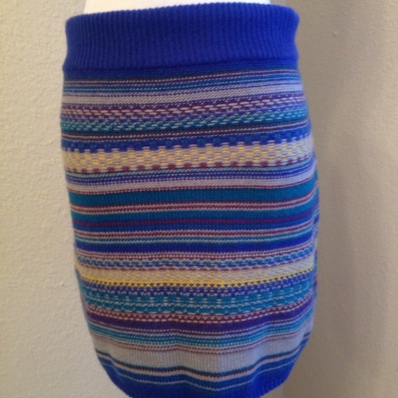 Cute knitted "sweater" skirt