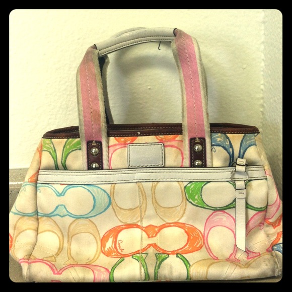 🚫TRADE @dizzydoodlebugg Multicolor Coach handbag