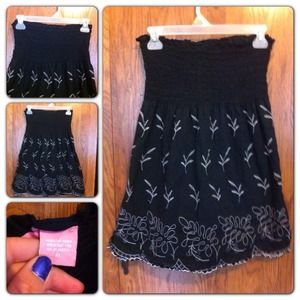 ⚠Reserved⚠Tube top shirt black with white stitchin