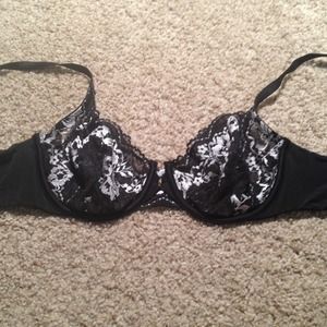 Victoria's Secret lace soft cup bra
