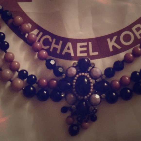 Jewelry set-great accessory pieces