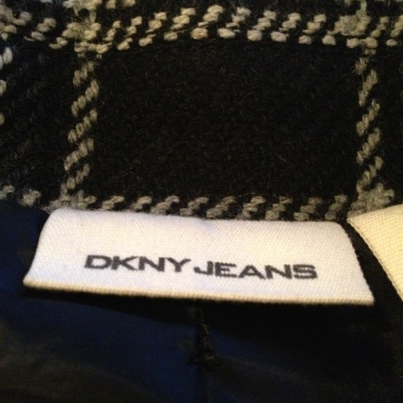 🚩🚩SOLD 🚩🚩in bundle @lovelylily🚩🚩 - Picture 3 of 4