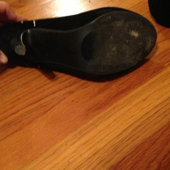 Black velvet bow high heals - Picture 3 of 4