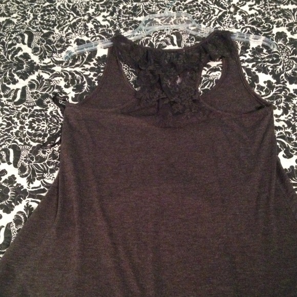 Top - Picture 2 of 2