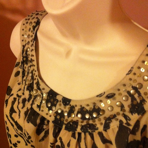 *** Sold in bundle to @spaceysusyq!!! ***Apt 9 top - Picture 3 of 4