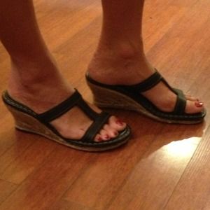 Black wedge sandals