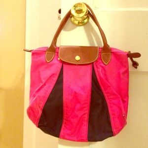 Adjustable Longchamp handbag