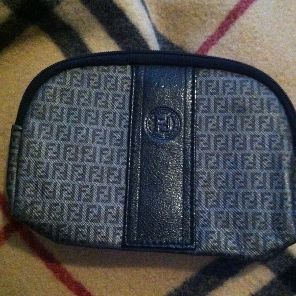 Coin pouch