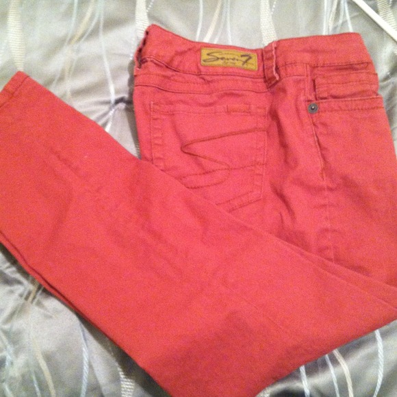 Skinny jean (reserved)🚫