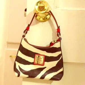 Dooney &  Bourke zebra clutch