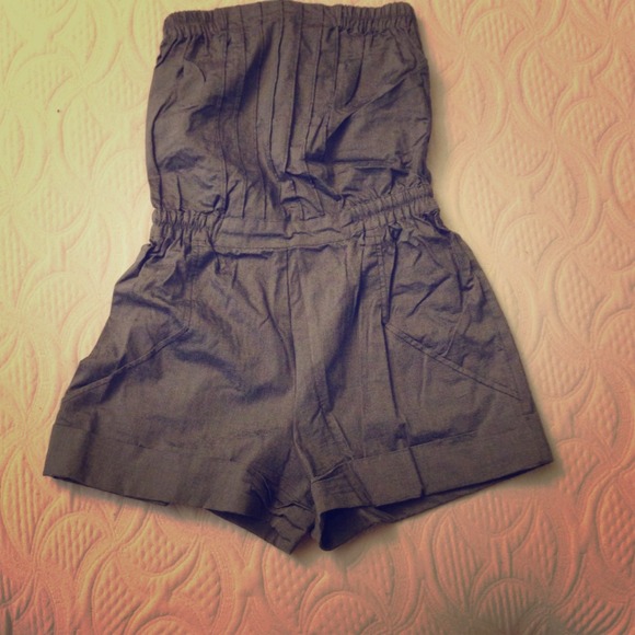 NEW 💲💲Urban Outfitter Romper