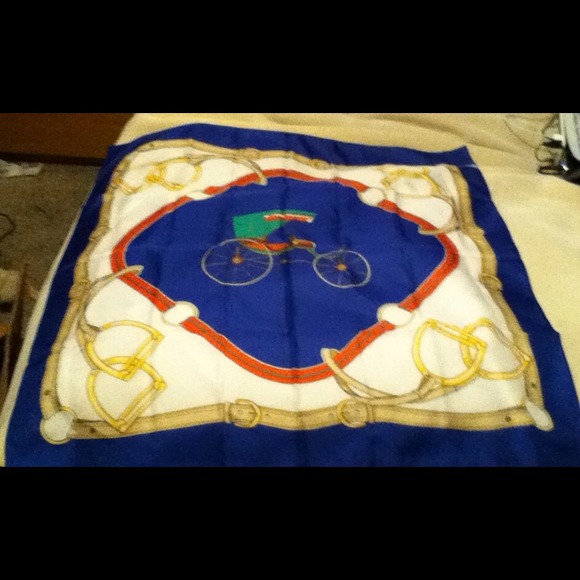 Vintage Damart by Laurent of France Scarf 31"x31" - Picture 1 of 2