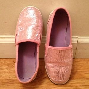 🚫SOLD🚫Youth Size 1 Cherokee Glittery pink