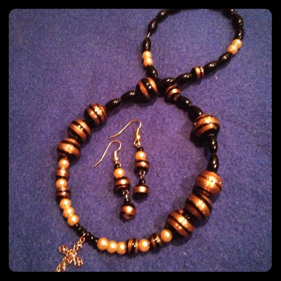 Rose gold plated cross necklace and earrings!
