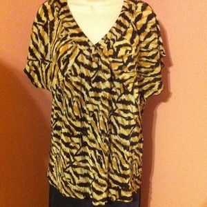Animal print top