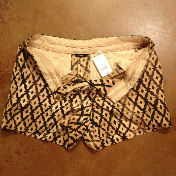 🚫Sold in bundle🚫J. Crew shorts NWT