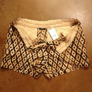 🚫Sold in bundle🚫J. Crew shorts NWT