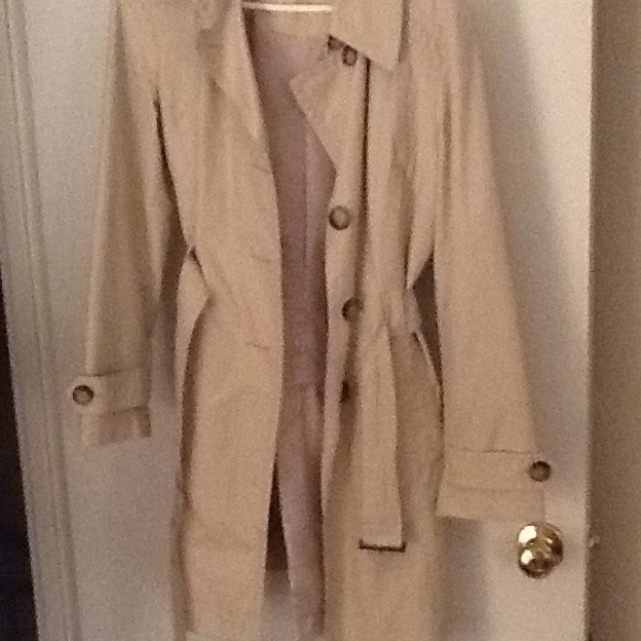 Fall trench jacket