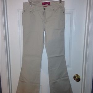 Glo by Jennifer Lopez tan pants