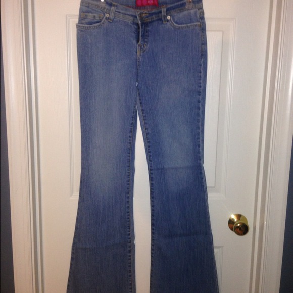 Glo jeans by JLo